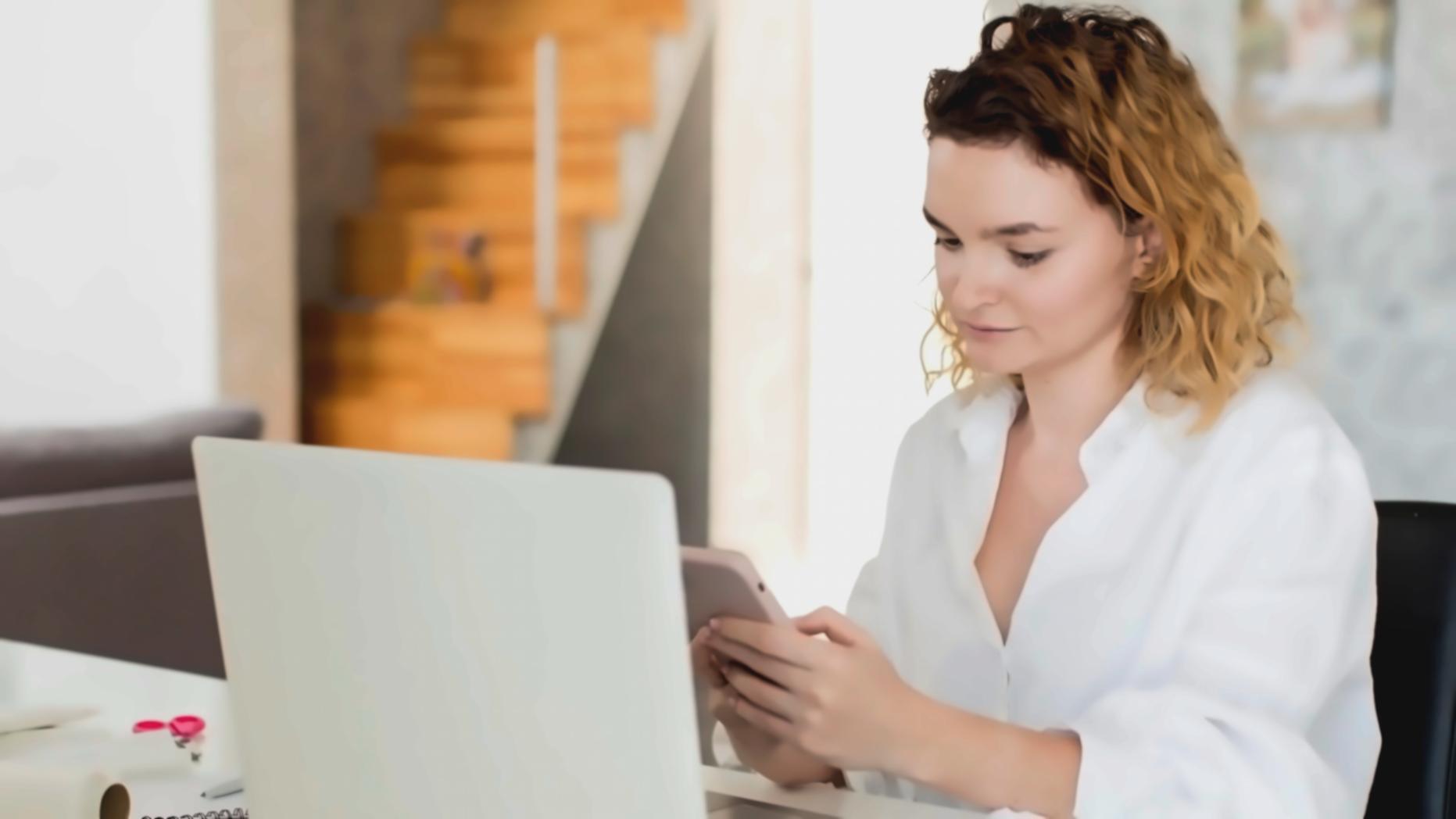 Environnement de travail financier moderne